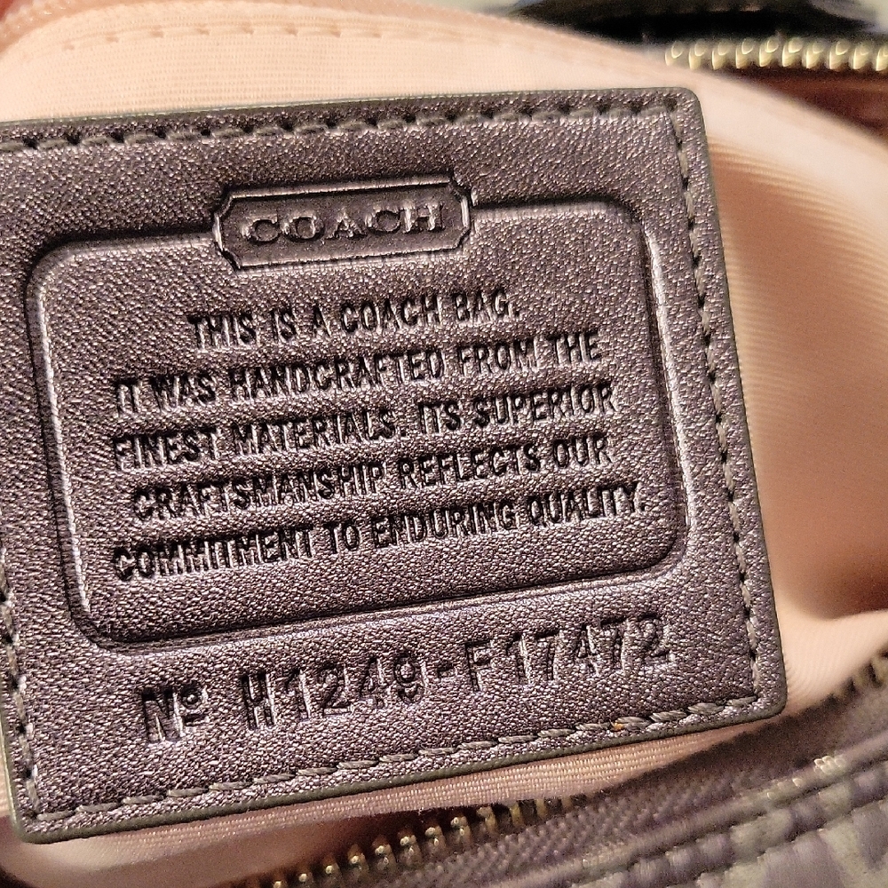 Coach Silver Limited Edition Shoulder Bag w/Elegant Script Pattern, Hangtag - Picture 14 of 15